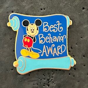 Disney Pin 6388 Mickey Mouse Best Behavior Award Kids Club Prize scroll children